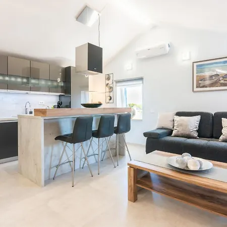 Beautiful In With Wifi Apartment Medulin